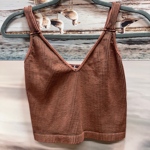 FREE PEOPLE TANK TOP M/L - Picture 2 of 9